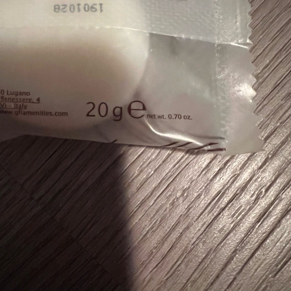 New Gflamenities Travel Size Soap Lot of 7 Made in Italy 0.7 oz / 20g - Picture 3 of 6